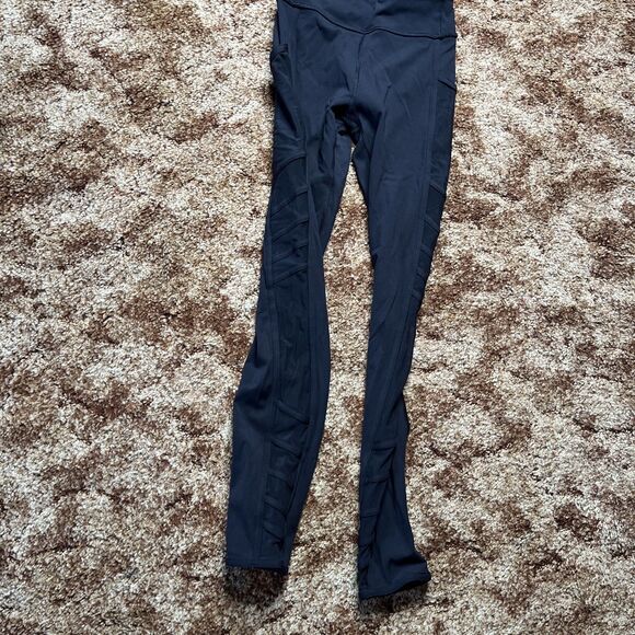 Lululemon Leggings Women’s Size 2 See Through Sides - Picture 7 of 10